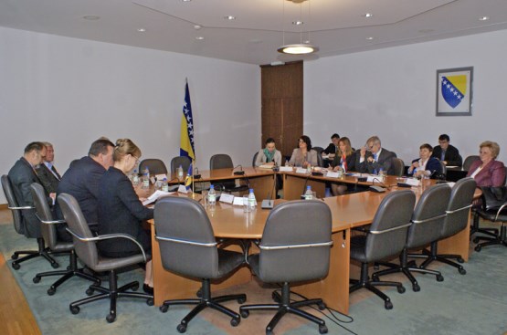 Članovi Komisije za ostvarivanje ravnopravnosti spolova razgovarali sa delegacijom Odbora za ljudska i manjinska prava i ravnopravnost polova Narodne skupštine Republike Srbije

